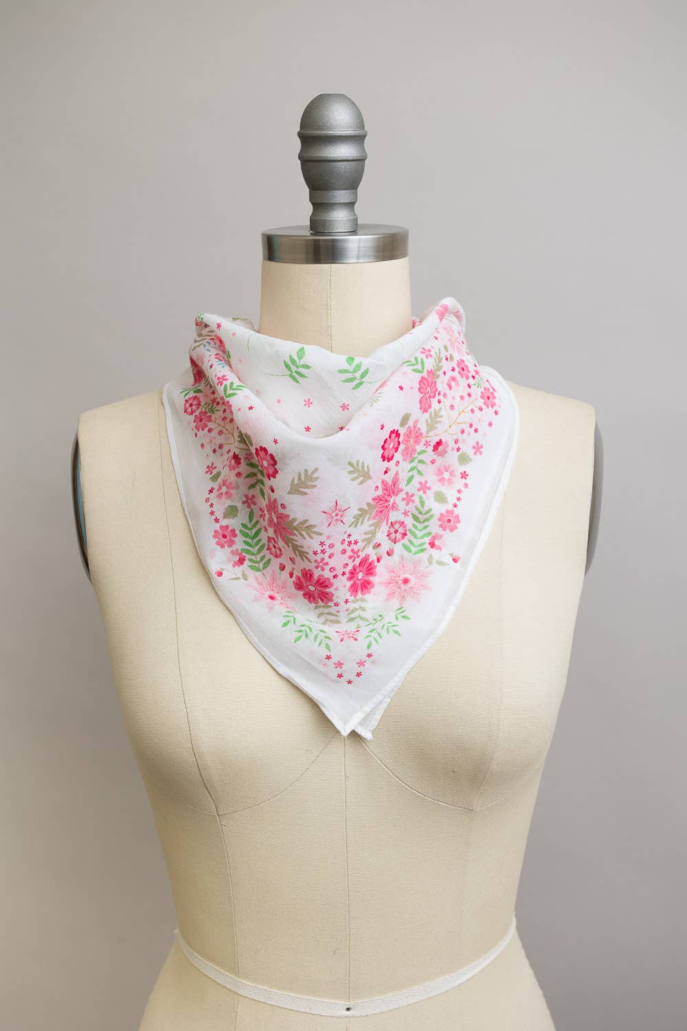 💐 Floral Print Bandana for Women - Best-Selling Style