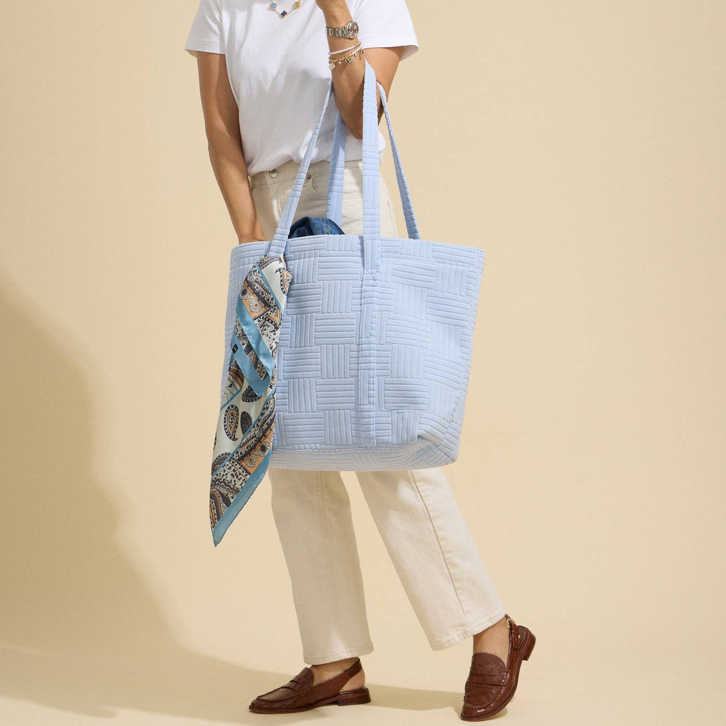 Grid Pattern Everyday Tote Bag