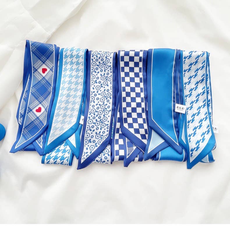 Elegant blue pattern scarf