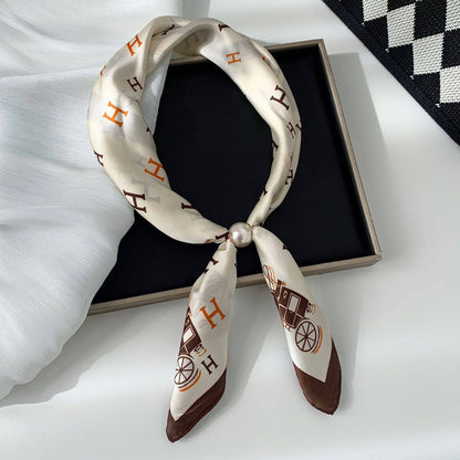 Elegant Printed Pearl Magnetic Clasp Scarf