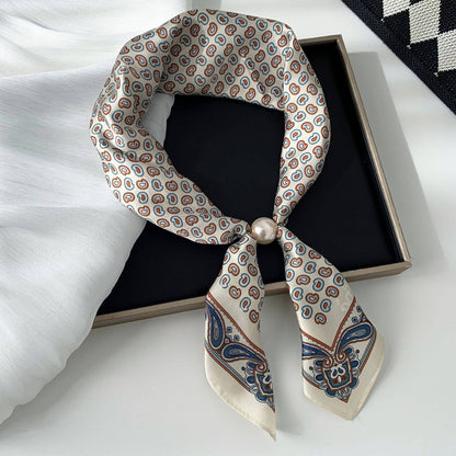 Elegant Printed Pearl Magnetic Clasp Scarf