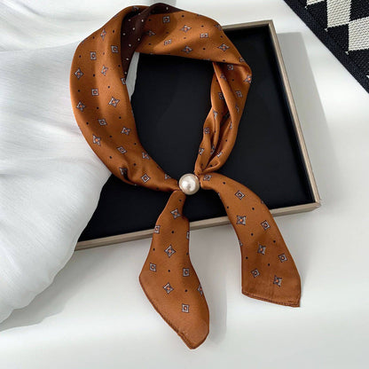 Elegant Printed Pearl Magnetic Clasp Scarf