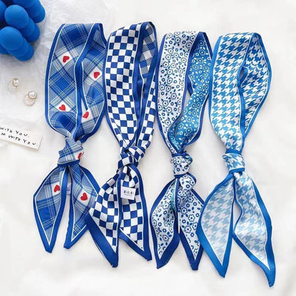 Elegant blue pattern scarf