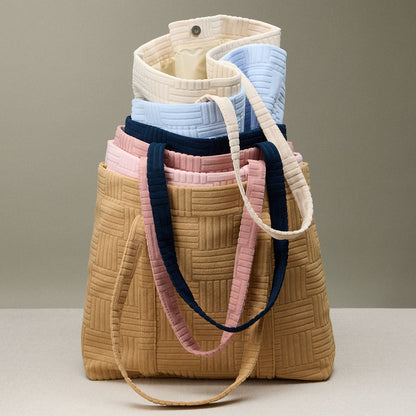 Grid Pattern Everyday Tote Bag